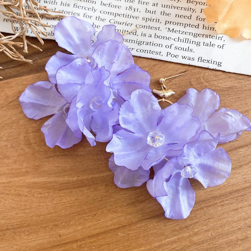 Summer limited~ Silver needle crystal fabric flower stud earrings sweet vacation style earrings super fairy giant good-looking earrings women
