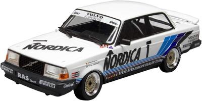 Volvo 240 Turbo 1986 ETCC Hockenheim Birincisi Eggenberger Takımı 1985 Macau Gear Yarışı Çıkartması Dahil Plastik Model PN24013SK Platts/NuNu 1/24 (araba)