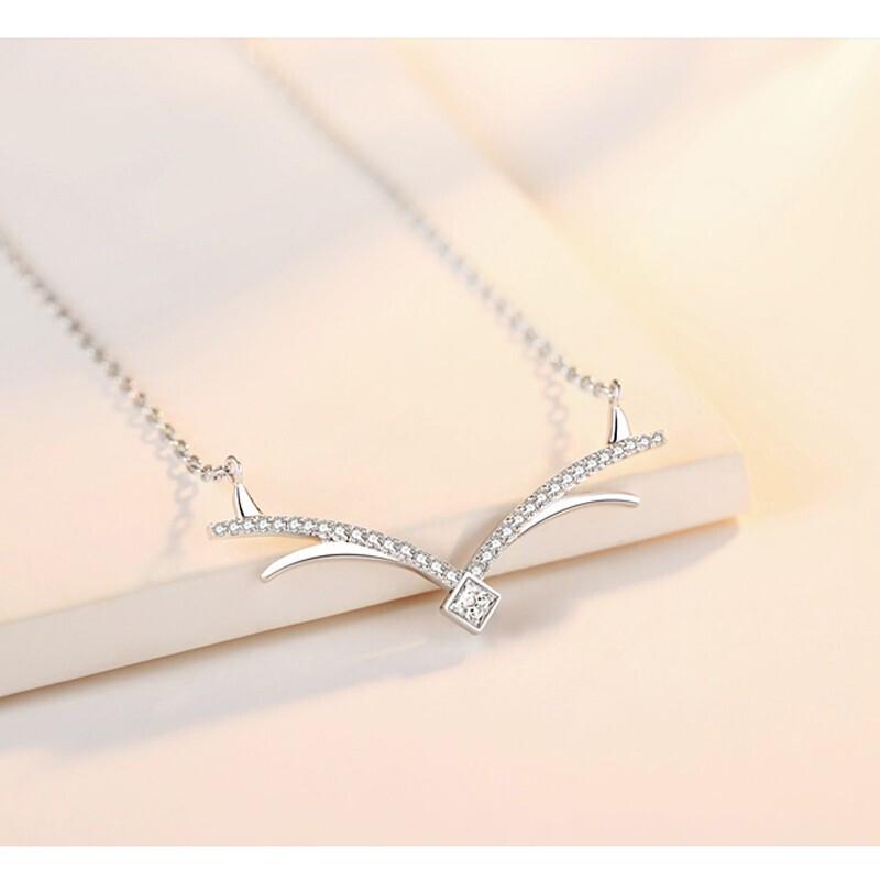 925 Silver Moose Antler Necklace - Lucky Clavicle Chain Pendant for Women, Creative Christmas Gift
