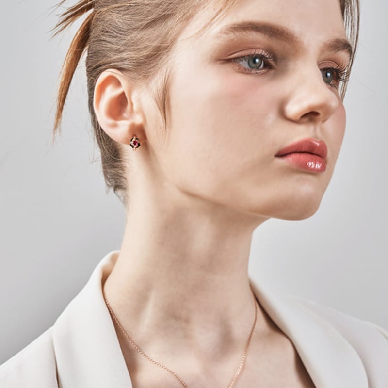 ELLE Schmuck 14K GF Einfache Rubinblume One-Touch Ohrringe ELGPEE523