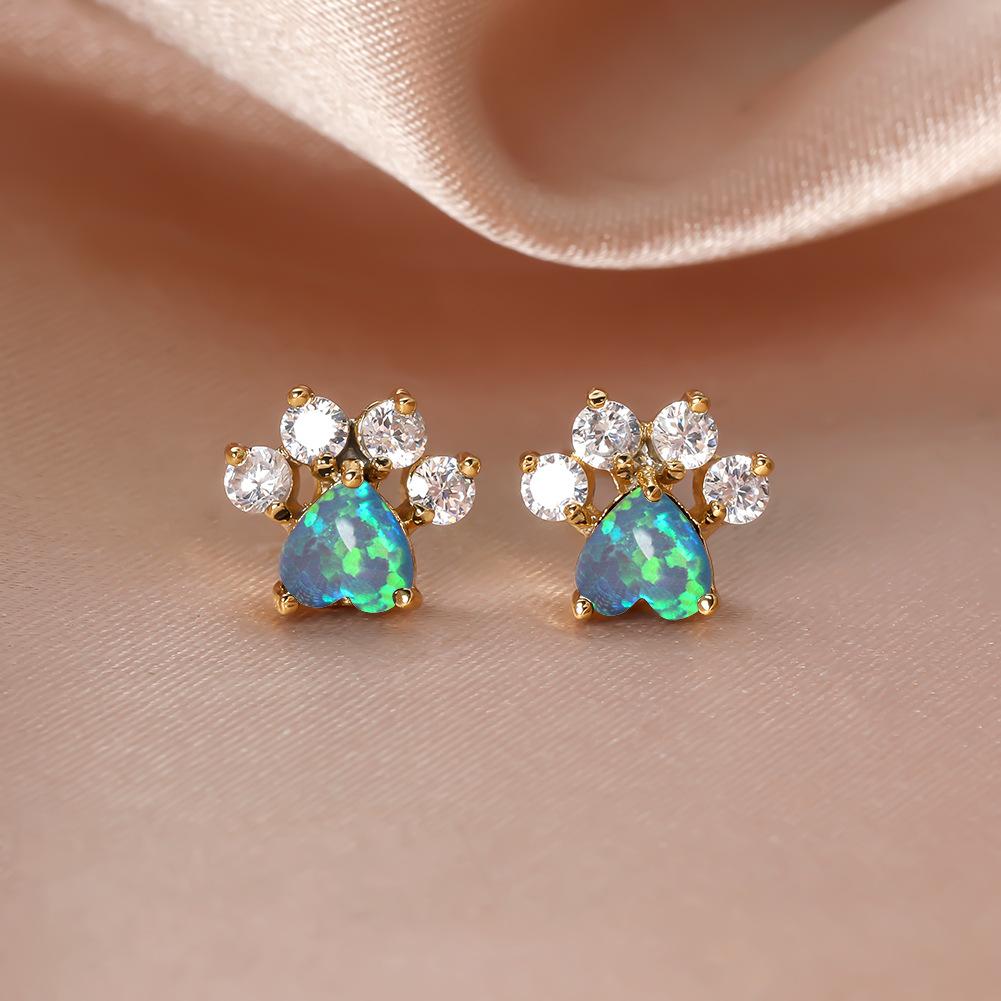 White Peach Heart Footprints Earrings Small Claws Earrings Fashionable Accessories