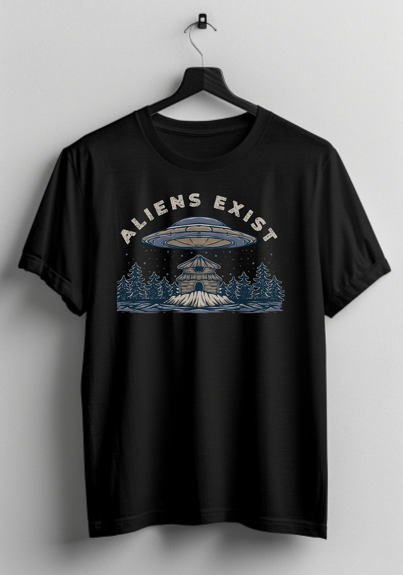 Aliens Exist UFO Abduction T-Shirt: Sci-Fi Alien Tee M