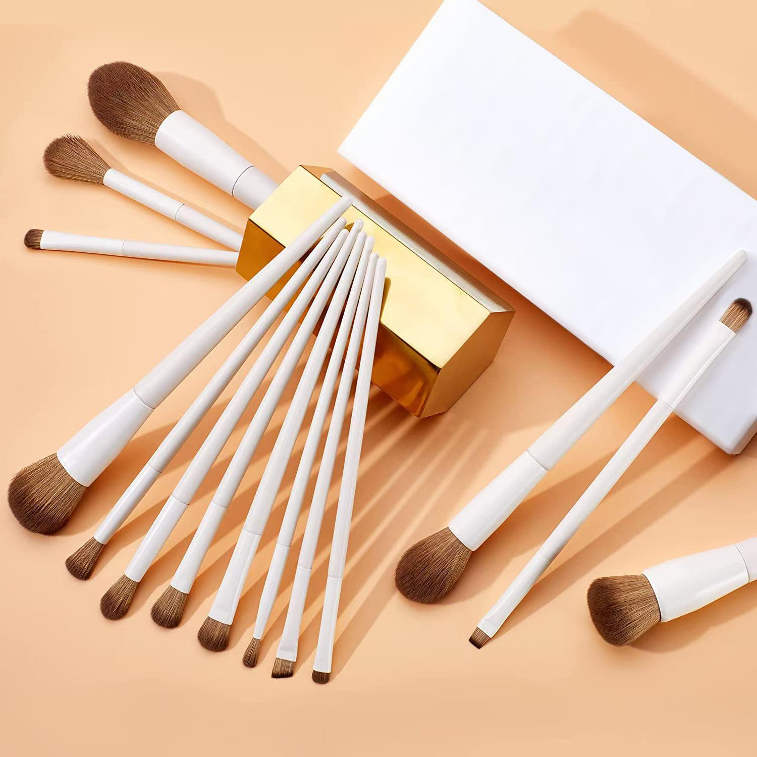 

14-Piece White Handle Synthetic Pony Hair Makeup Brush Set