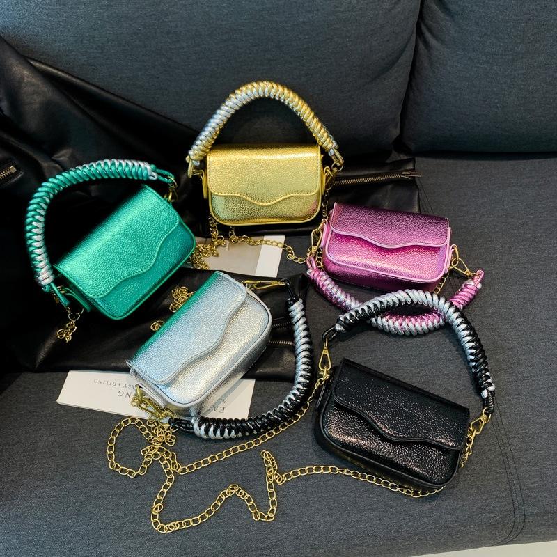 IELGY Women's Retro Bag, Textured Small Square Bag, Fashionable Shoulder Messenger Mobile Phone Bag.