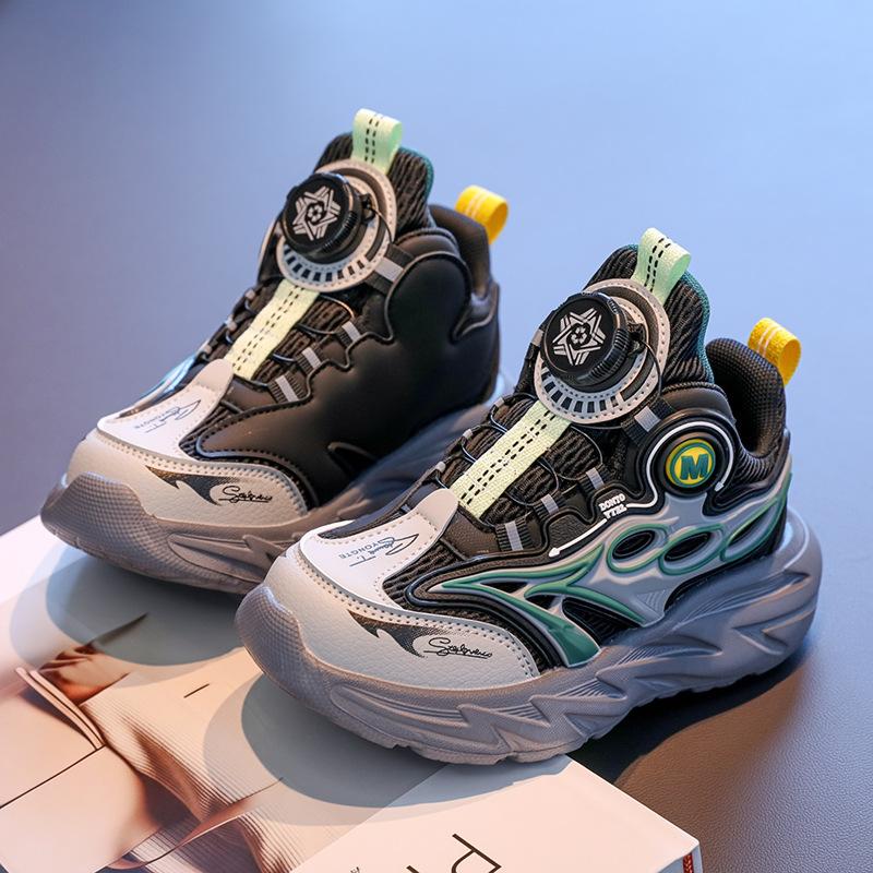 Boys' campus versatile and lightweight sports shoes 2025 autumn new mesh breathable boys soft-soled non-slip running shoes