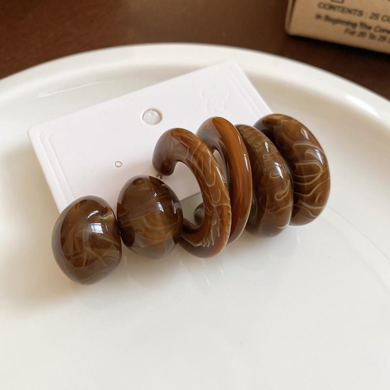 Gold-Plated U-Shaped Resin Ear Cuffs: Retro Y2K High-End Autumn & Winter Earrings