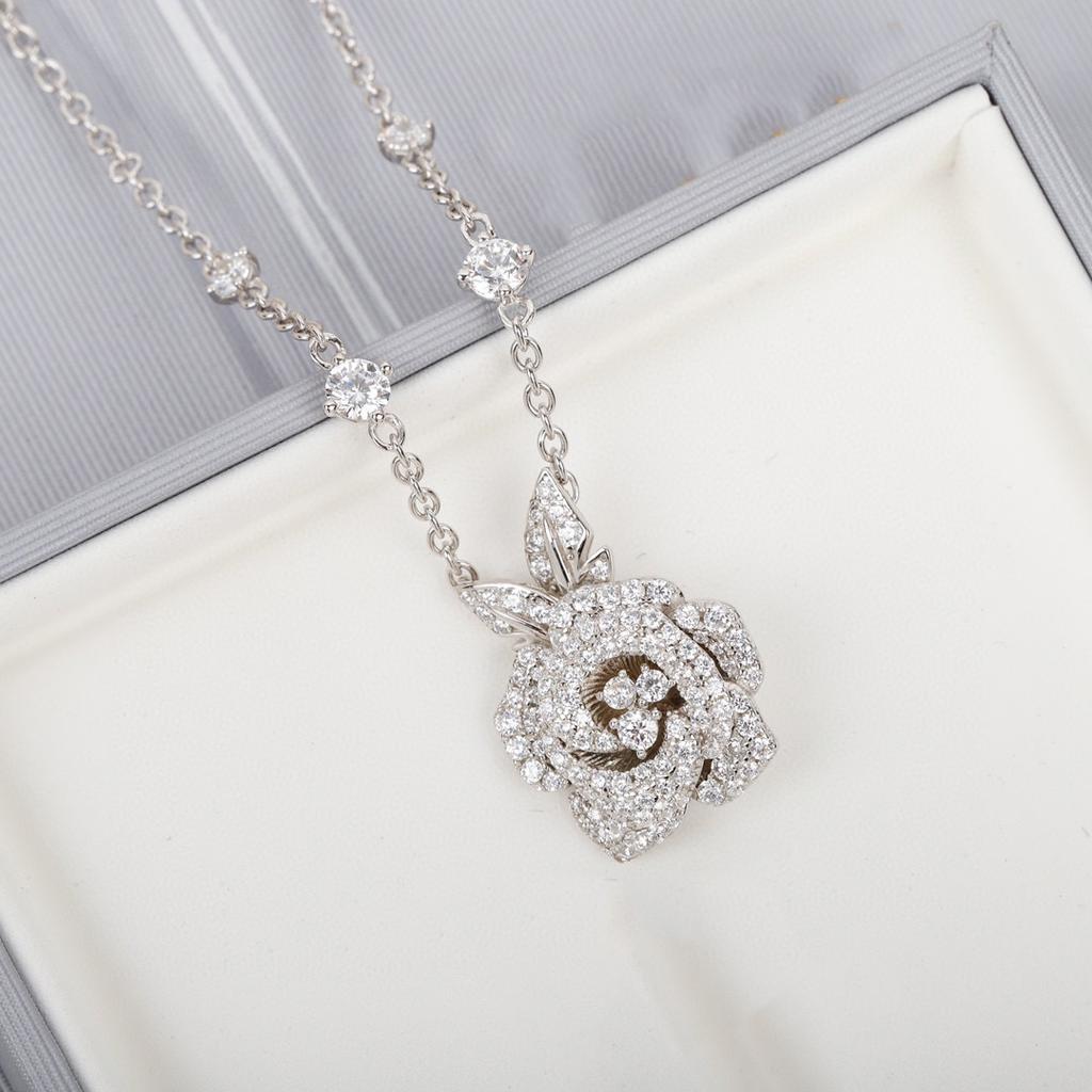 New  Top Brand Pure 925 Sterling Silver Jewelry Women Rose Flower Diamond Pendant Necklace Lovely Design Fine Luxury Quality