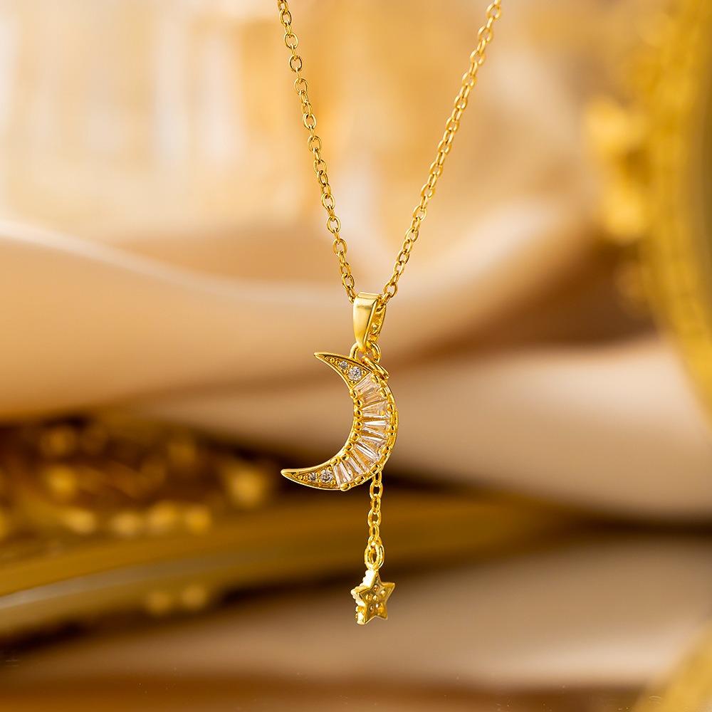 Elegant Luxury Full Zircon Copper Micro Inlaid Necklace Women Simple Exquisite Collarbone Chain Necklace