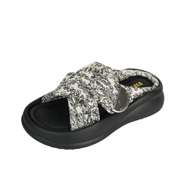 Moda 2024 Nowe Letnie Damskie Sandały Klapki Wygodne Sandały Rekreacyjne Plażowe Damskie Klapki Zapatos Mujer Duży Rozmiar 40