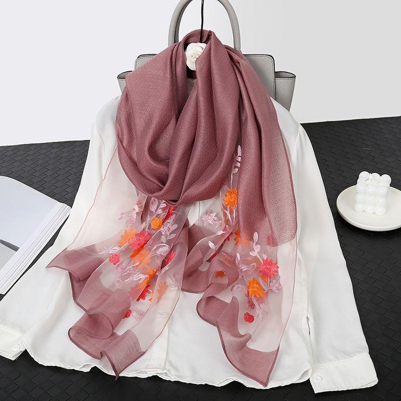 Eleganter Schal aus Seidenmischung mit Blumenstickereien – Atmungsaktives, sonnenschützendes und vielseitiges Tuch für stilvolle Wärme