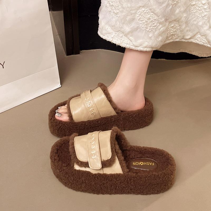 Lamb Wool Slippers Women's Wear 2025 Autumn and Winter New Fashionable Thick-bottomed Plush Warm Boken Wool Slippers