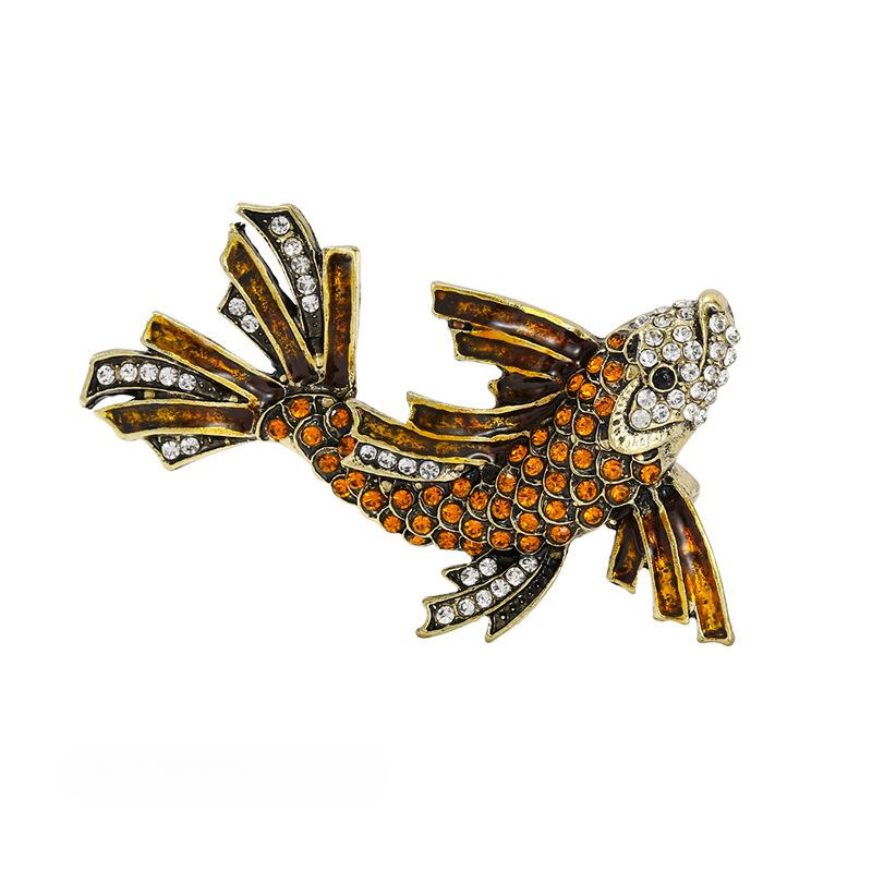 Vintage Rhinestone Fish Brooch for Women Unisex Swimming Fish Animal Party Casual Corsage Pins Gifts
