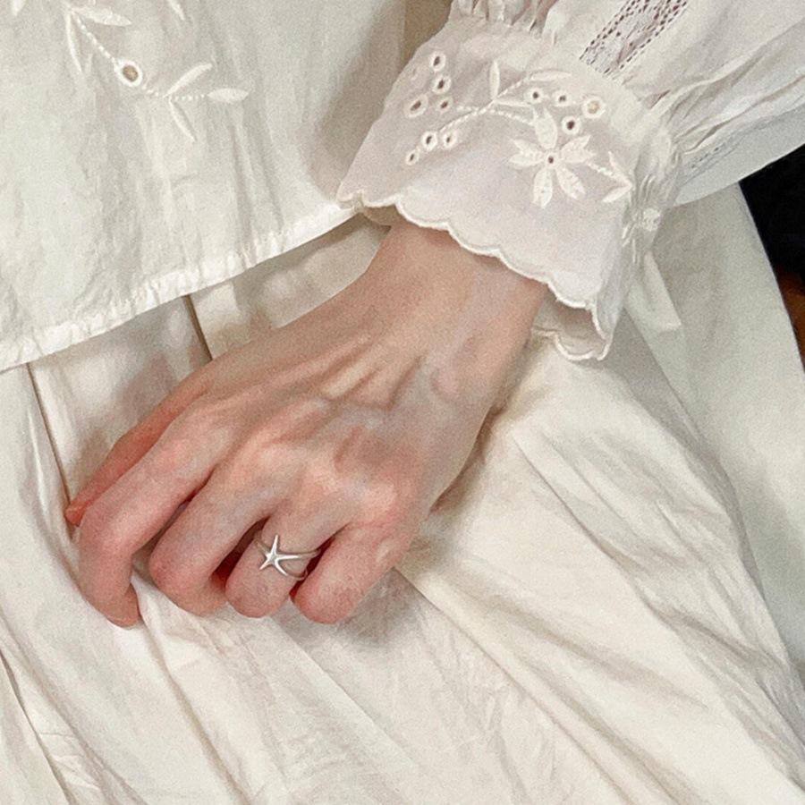 Korean version matte starfish ring female design cold wind double index finger ring open ring