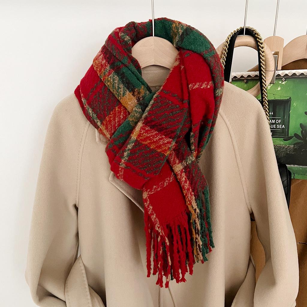 New Year's Christmas Atmosphere Scarf Women's Winter Korean Retro Red Plaid with Warm Long Shawl Scarf