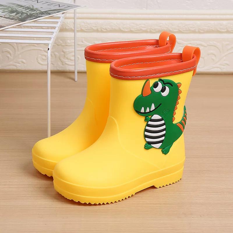 New Style Kidsren's Raincoat for Boys and Girls In Kindergarten, 2-Year-Old Boys and Girls, Rain Boots Set, Kidsren's Rain Boots Set To Protect