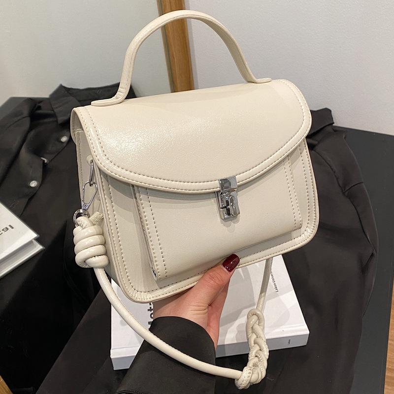 Premium texture small bag women's 2025 new spring and summer popular popular versatile messenger bag fashionable portable small square bag