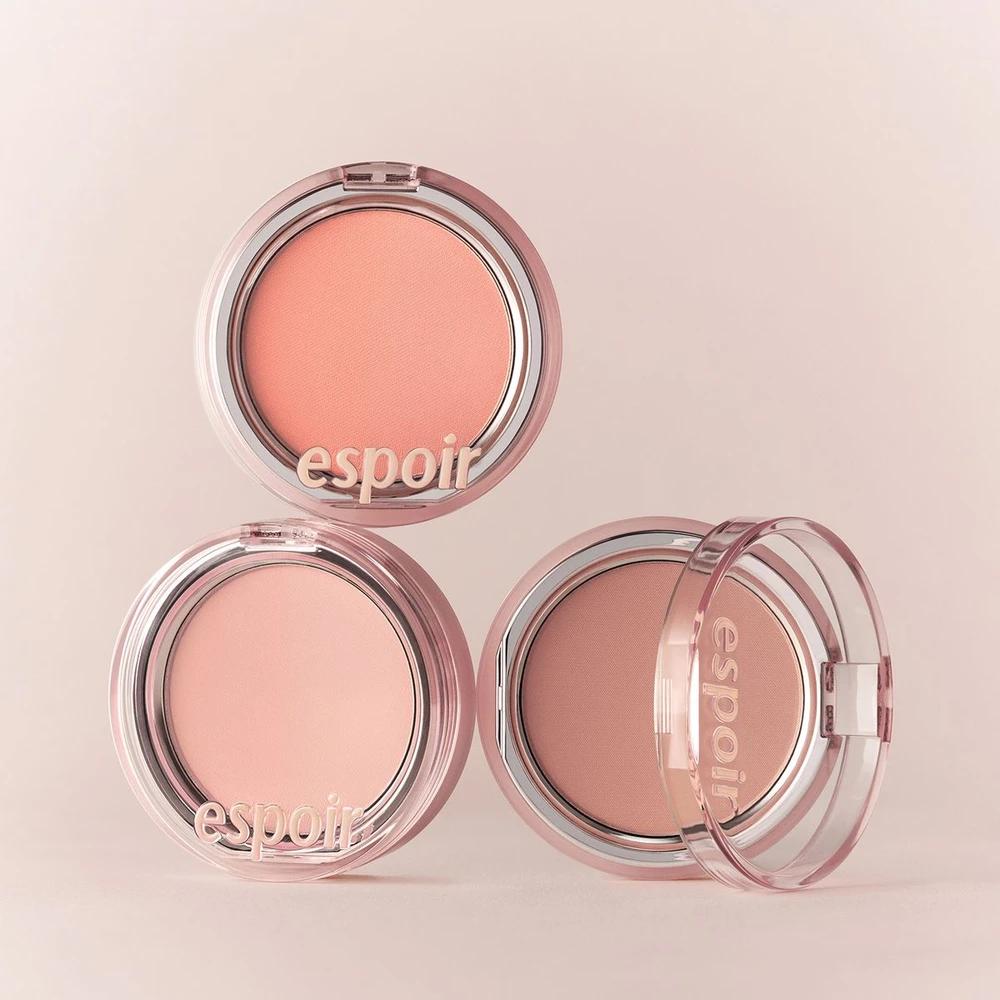 Blur wear blush
