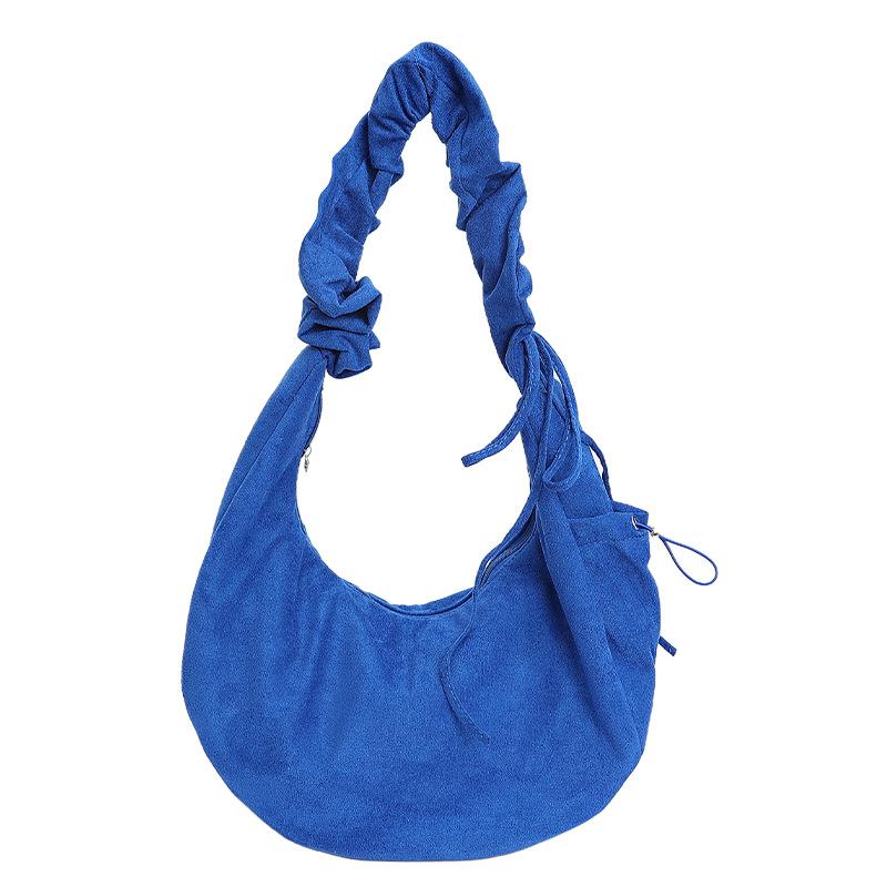 Simple and large-capacity pleated bag, new shoulder bag, cloud bag, fashionable small carry, portable messenger bag.