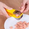 Manuelle Hot Dog-Schneidemaschine Verstellbarer Wurstschneider für 1,8-2,5 cm Würste Edelstahl BBQ Grillzubehör