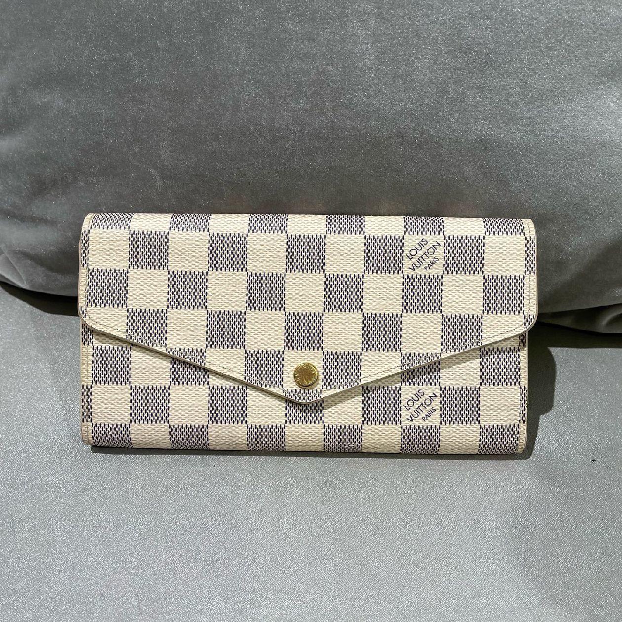 [Pre-Owned] Louis Vuitton Sarah Wallet `White