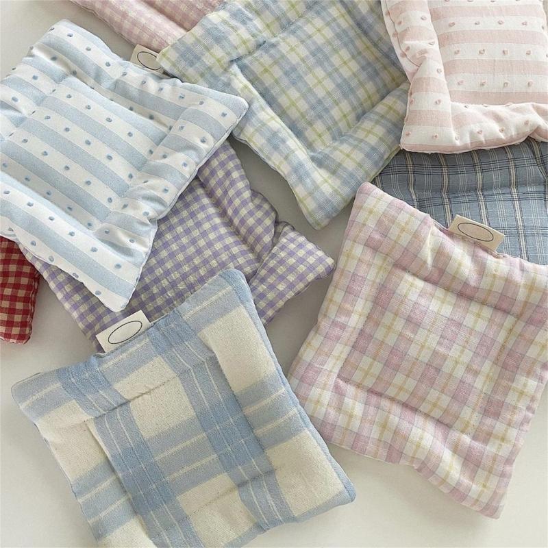 Washable Thick Placemats With Checkered Striped Dot Design Heat Insulation Table Protectors Coasters Small Cushions