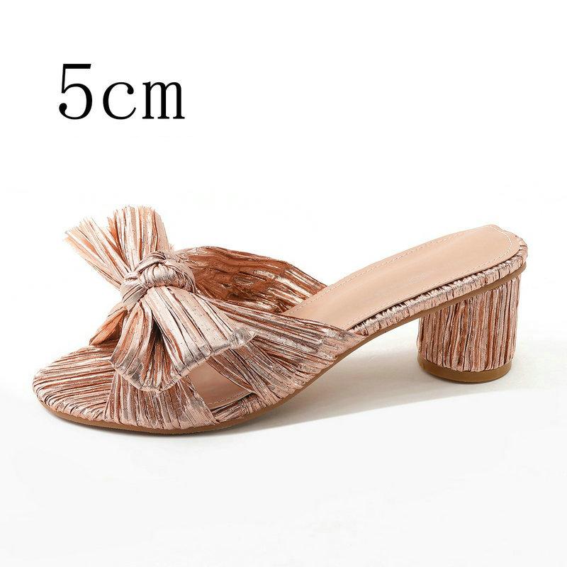 

Золотые плиссированные туфли-лодочки с бантом 2025 Новая сказочная линия с открытым носком Массивный каблук Французские сандалии 43