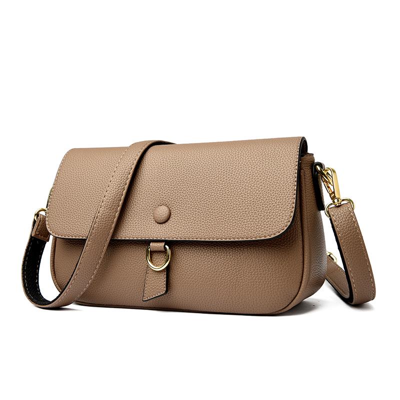 Korean Style Women's Shoulder Bag - Trendy, Textured, Large Capacity Crossbody for Simple Commuting & Fashionable Look