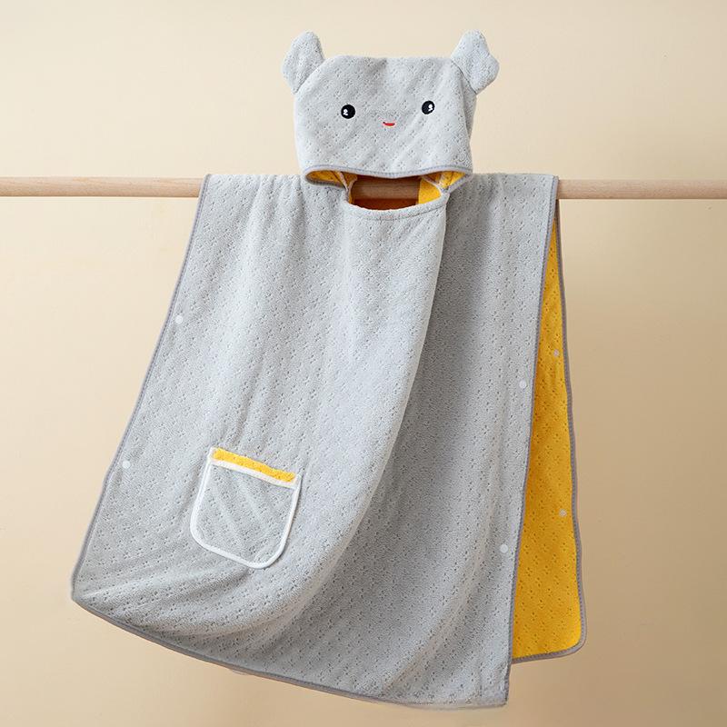 Cartoon Kids Bathrobe Boys Girls Pajamas Toddler Clothing Children Soft Bath Robe Nightgown Coral Fleece Hooded Towel