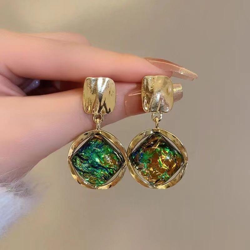 Vintage Green Geometric Rhombus Round Earrings Women Fashion Rhinestone Stud Earrings For Party Wedding Jewelry Accessories