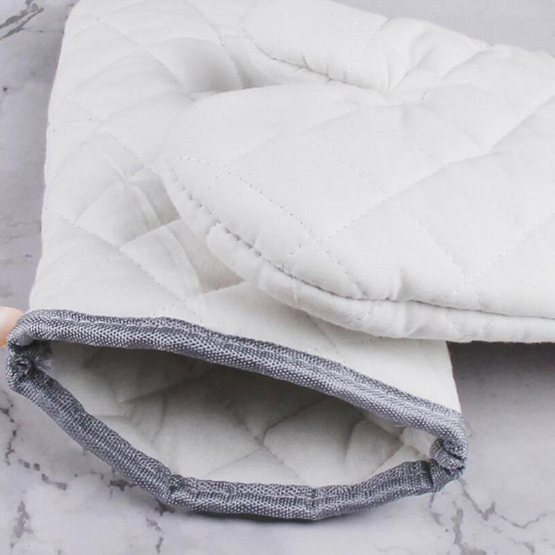 2Pcs Cotton Oven Thick Gloves Heatproof Mitten Kitchen Cooking Microwave Mitt