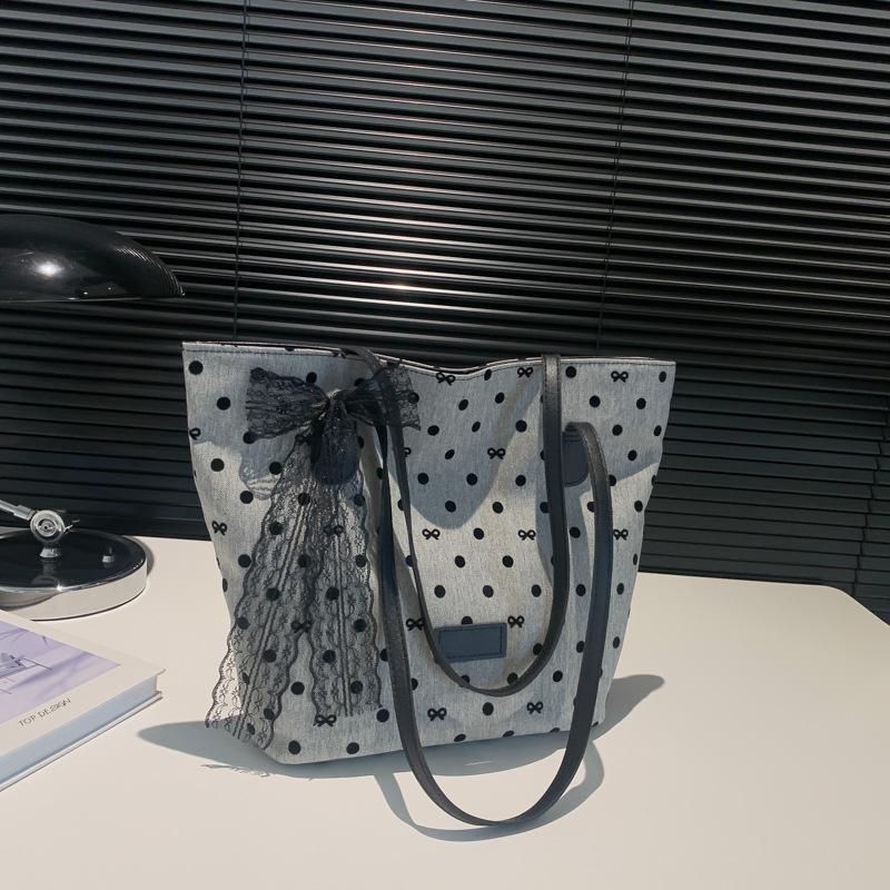 Casual Bow Dots Women's Shoulder Bags Large Capacity Elegant Ladies Bucket Tote Commuter Female Handbags with Lace Pendant