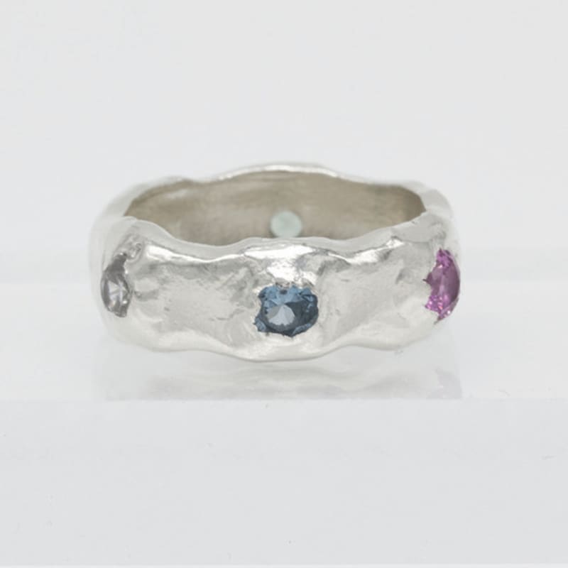 Studio Curve 7mm Stone Ring