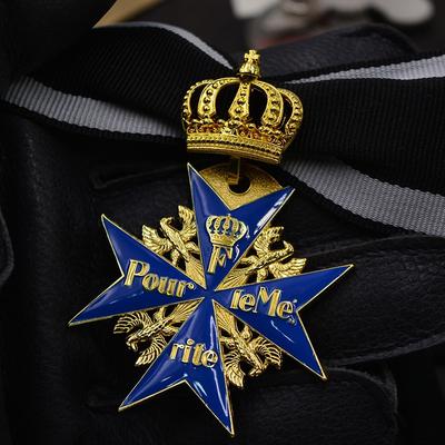 Copy Superior Quality WWI Prussian Knight Medal German Cross Medal Gold Blue Max Pour Le Merite