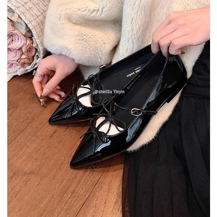 Su Yinyin-Style Hepburn Flat Mary Jane Shoes with Pointed Toe and Bow, Women's Genuine Leather Banquet Footwear.