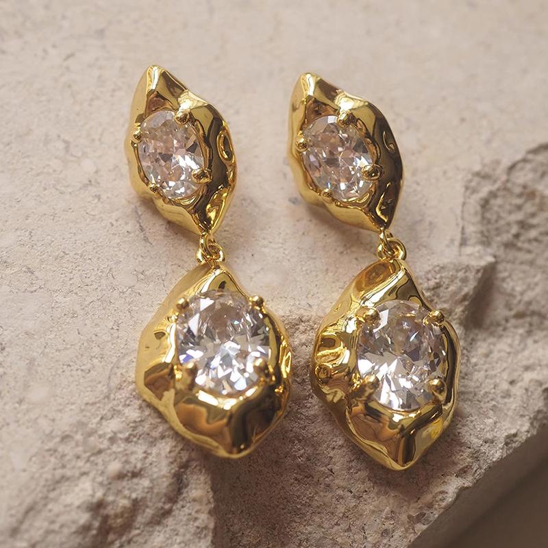 Huitan Delicate Women Gold Color Charming Drop Earrings for Luxury Wedding Anniversary Trendy Accessories Jewelry Gift with CZ
