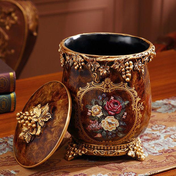 European and American Decorative Set: Fruit Bowl, Tissue Box, Ashtray, and Figurines for Living Room Coffee Table.