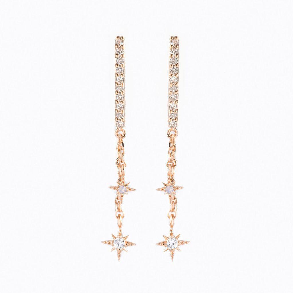 Elegante vergoldete, künstlerische lange Ohrringe mit Zirkon