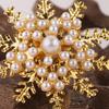 1/2/6Pcs Golden Metal Napkin Ring Faux Pearl Decor Snowflake Design Winter-themed Napkin Holders Weddings Parties Table Decor