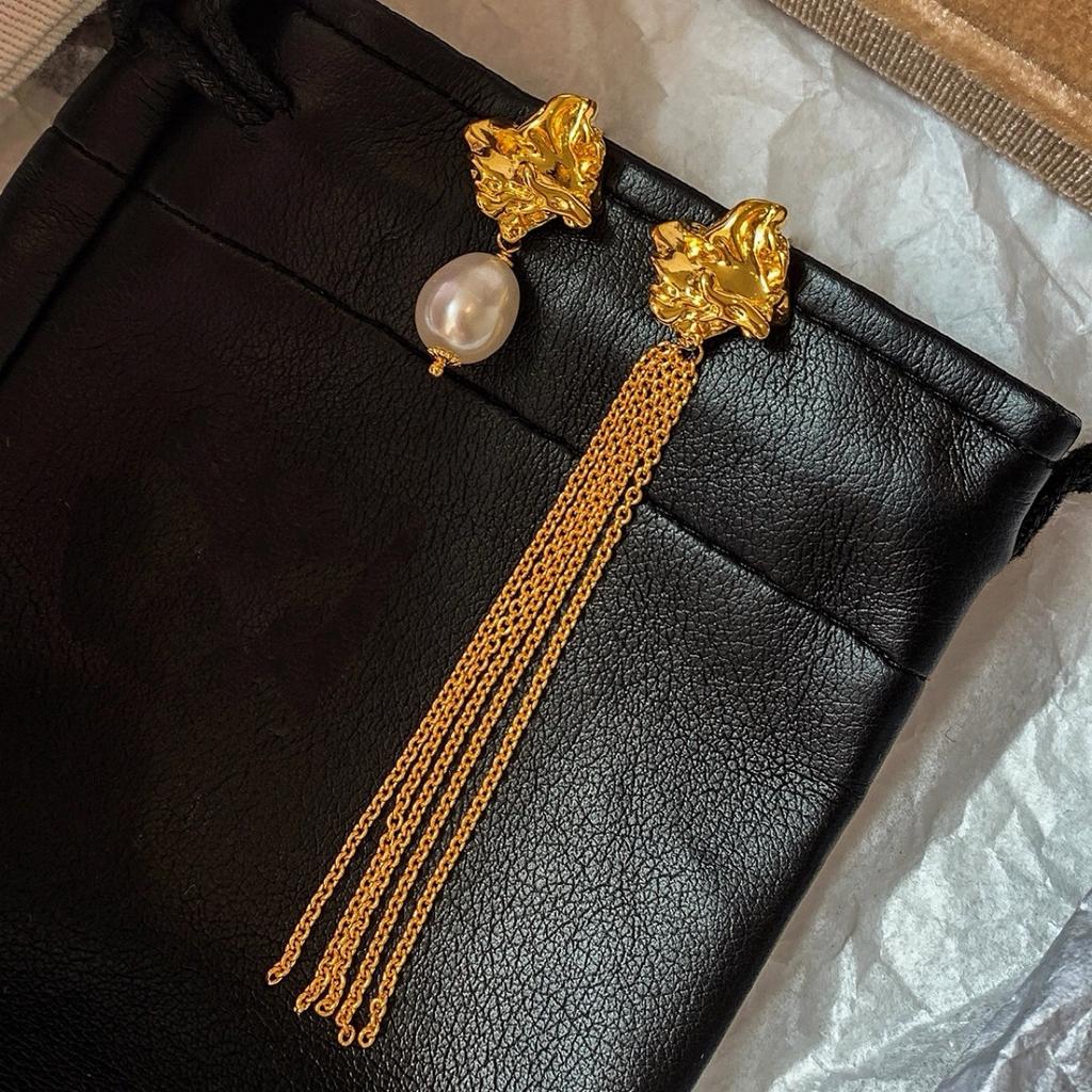 French European and American retro asymmetrical long fringed pearl earrings women's light luxury high-end niche medieval earrings earrings