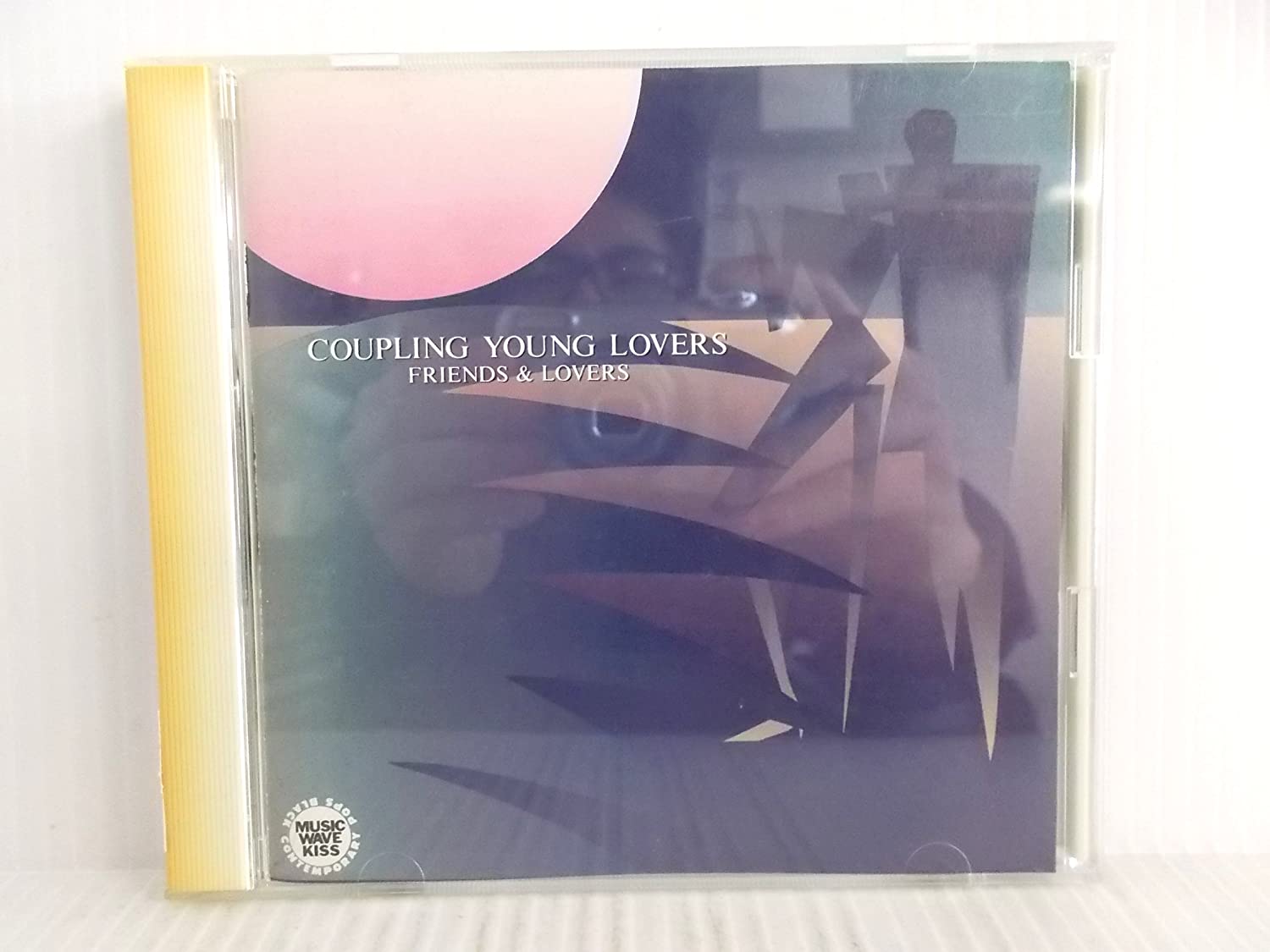 

CD FRIENDSLOVERS COUPLING YOUNG LOVERS BCCY10 Japan ObiPop Used