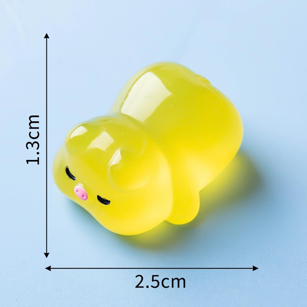 Micro Landscape Cartoon Cute Party Glow-in-the-dark Piglet Diy Decoration Blind Bag Accessories Car Desktop Trinket