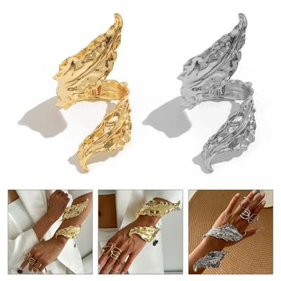 Elegant Gold Plated Leaf Designs Bracelet Accessory for Women Portable and Comfortable Jewelry Statement Pieces