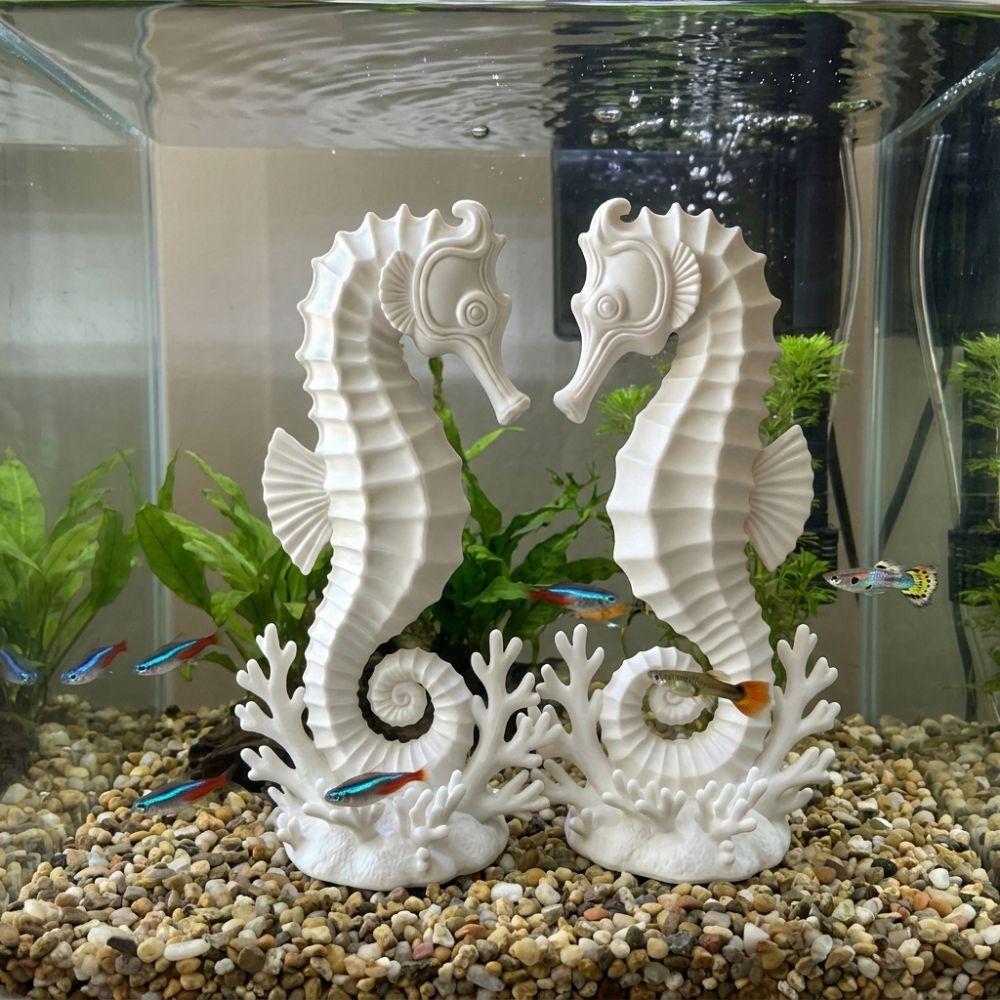 2PCS Minimalist Coral Base Seahorse Statue Double Seahorse Seahorse Table Decor Gift Giving