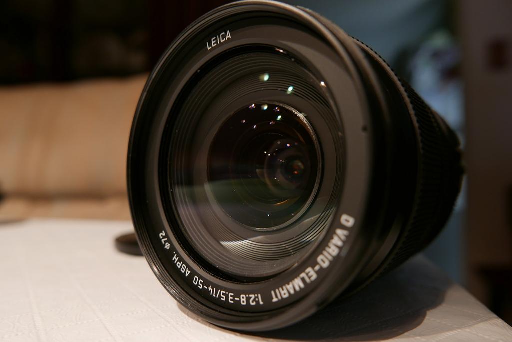 Panasonic standard zoom lens for Four Thirds Leica D VARIO-ELMARIT 14-50mm F2.8-3.5 ASPH. L-ES01405