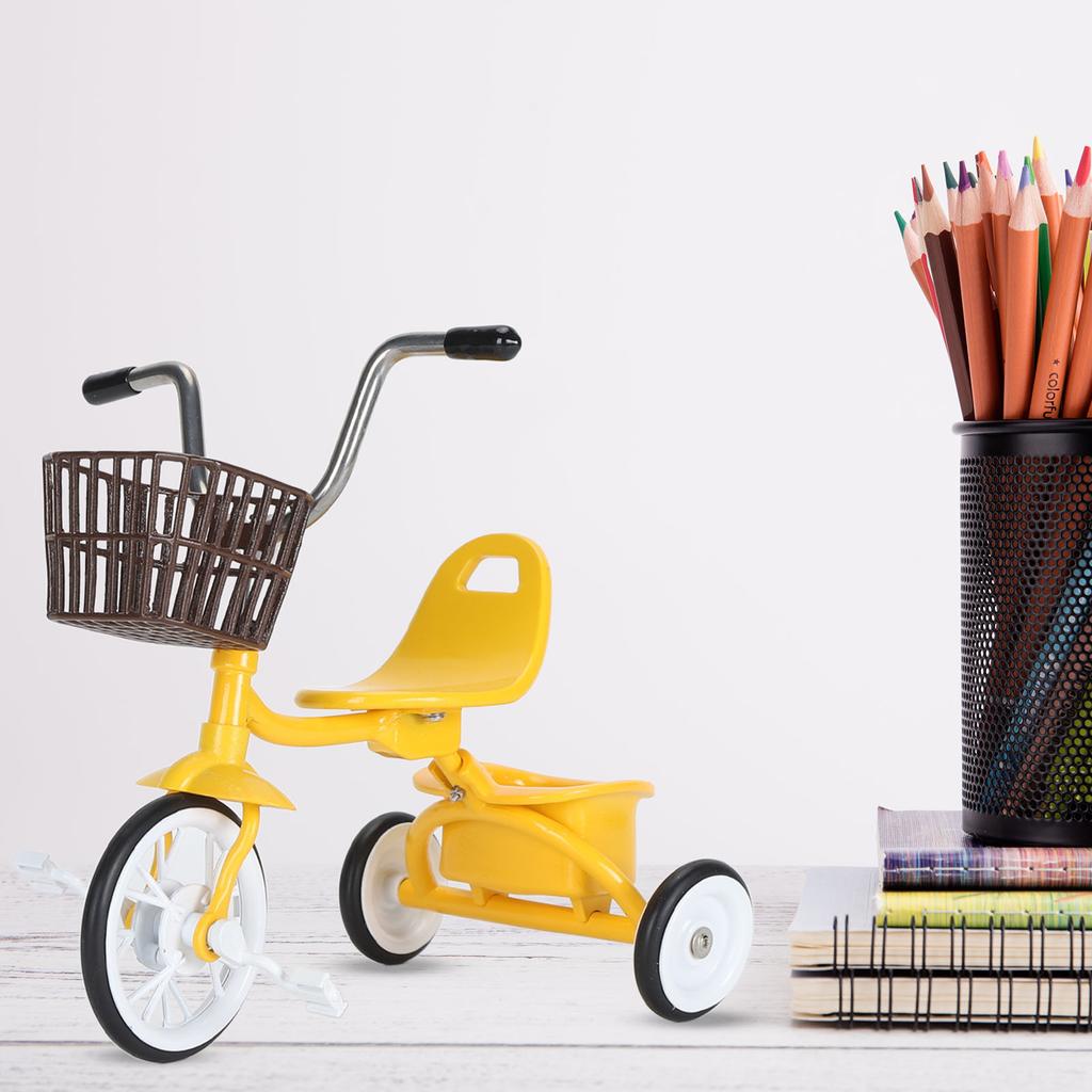 Metall-Dreirad-Modell Dreirad-Modell Dekorative Miniatur-Dreirad-Statue Lebensechtes Dreirad-Spielzeug-Ornament für Schreibtischregal