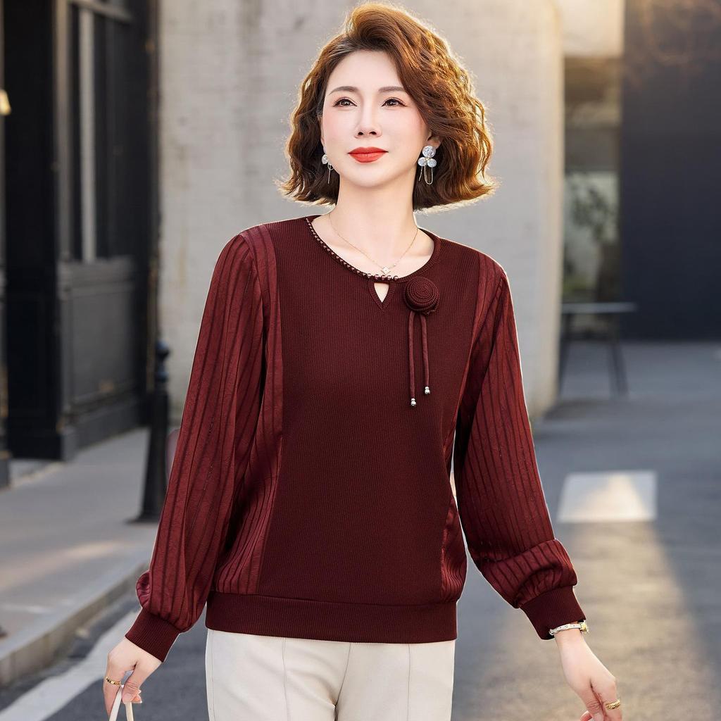 Stylish Spring Top for Middle-Aged and Elderly Women: Lightweight, Chic Base Layer for Mothers and Mother-in-Laws