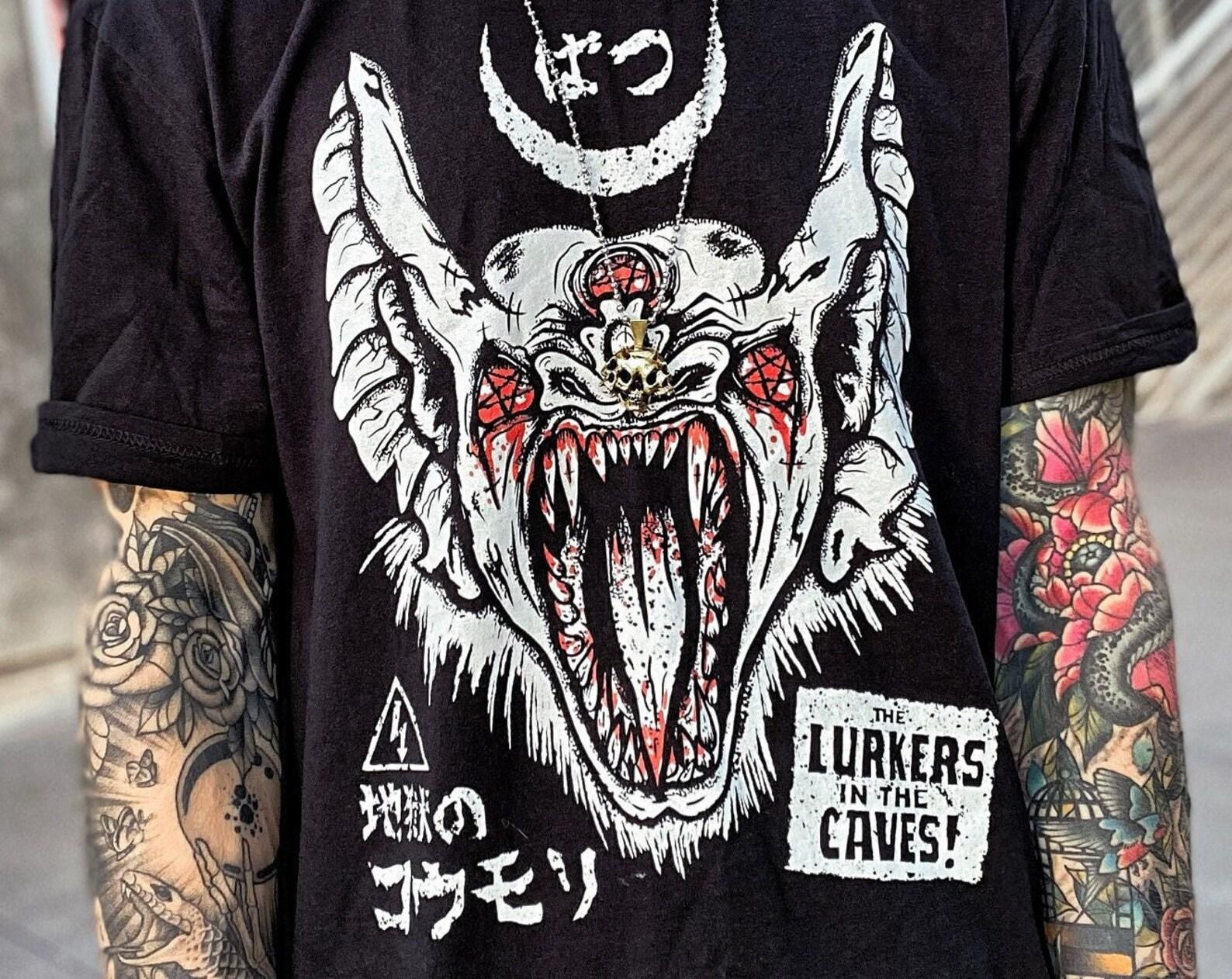 The Lurkers in the Caves, Bat T-shirt L