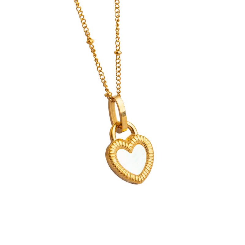 Women's Light Luxury Gold Titanium Steel Necklace - Non-fading, Versatile, High-end Fashion Clavicle Chain Choker.