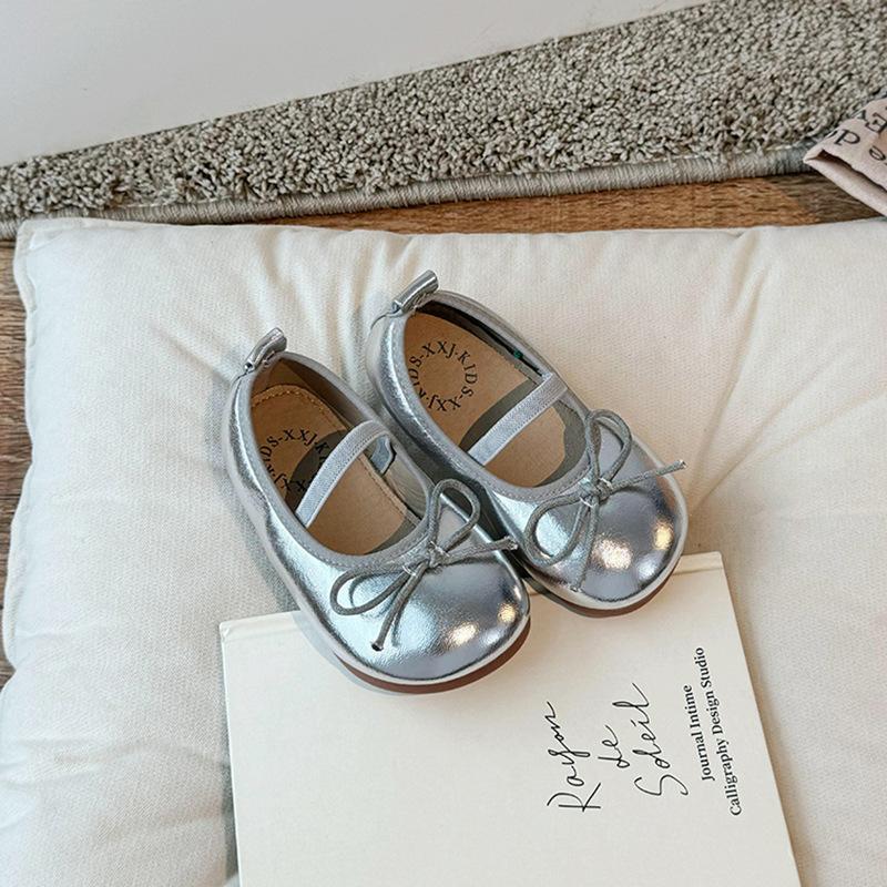 

Cute Shoes - New Style Girls Soft-soled Shoes with Anti-slip Function and Fashionable Single Shoes 25 срібний