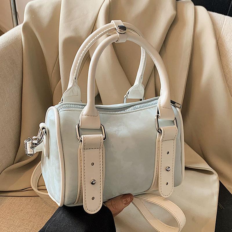 Korean niche candy color sweet wind portable pillow bag women's fashion versatile commuter advanced sense daily messenger bag